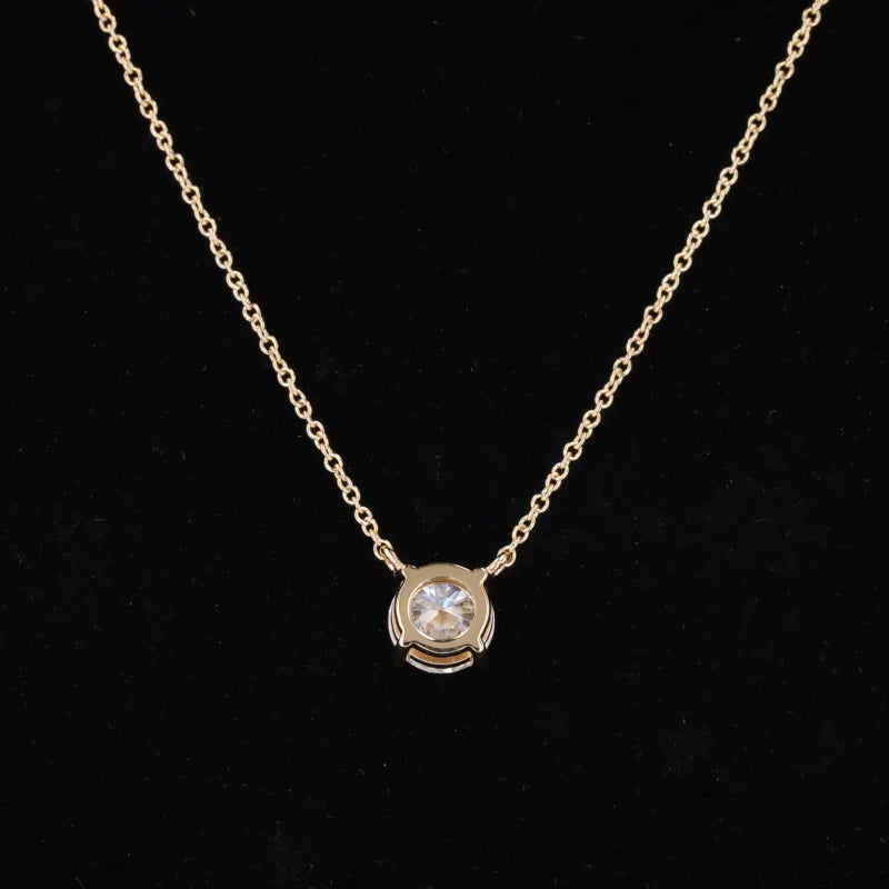 Moissanite Halskette 4-Krappen | 5mm/6,5mm Anhänger