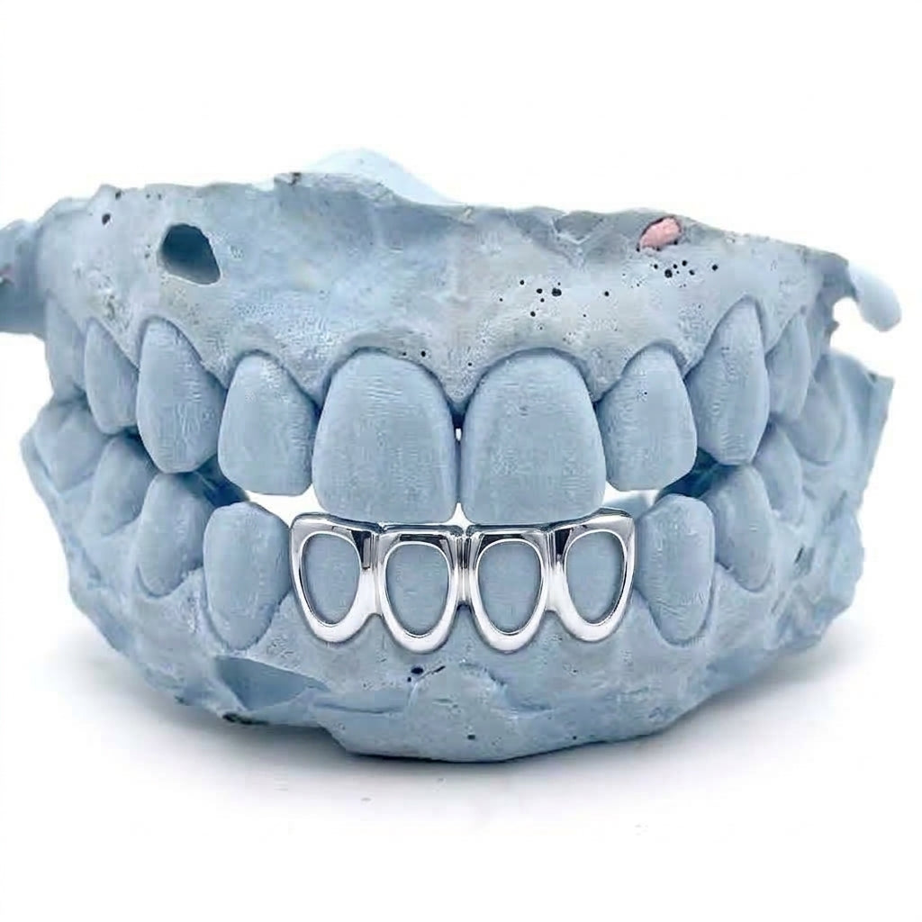 Chrom Grillz unten 4er Frame (Fenster) – Maßanfertigung in silbernem Chrom auf Zahnmodell