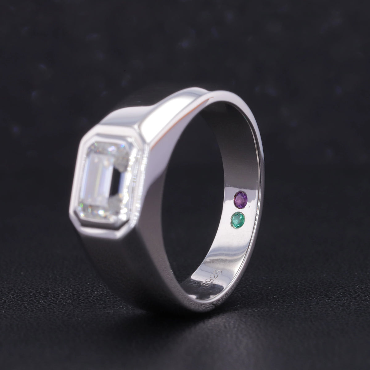 Moissanite Herrenring Smaragdschliff 10K/14K/18K Weißgold