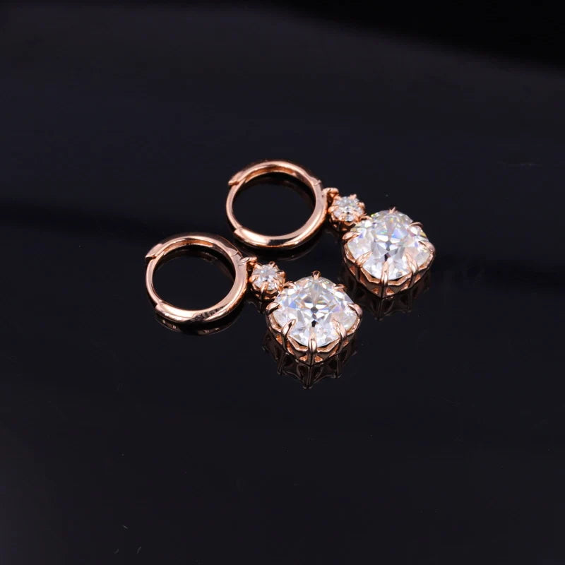 Moissanit Ohrringe – 14k Gelbgold | Cushion OMC & OEC Moissanit